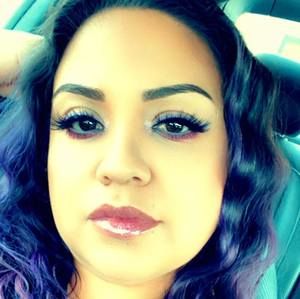 Meet your Posher, Pamela